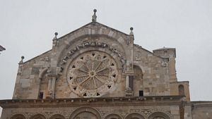 La Cattedrale di Troia il rosone