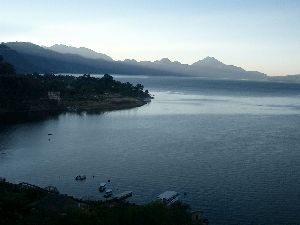 Il lago di Atitlan