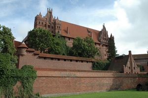 Monastero delle Vergini - il cortile